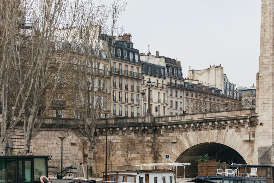 Paris: Cruise on the Saint-Martin Canal and Seine River - Emerging near Arsenal Port and Place de la Bastille