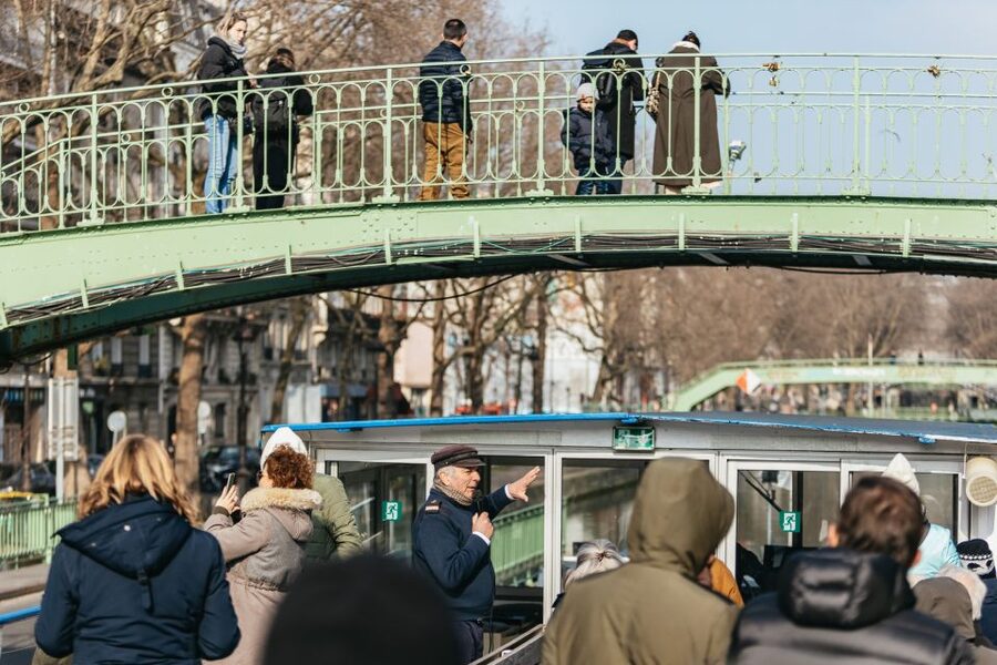 Paris: Cruise on the Saint-Martin Canal and Seine River - The final Seine passage to Musée d’Orsay
