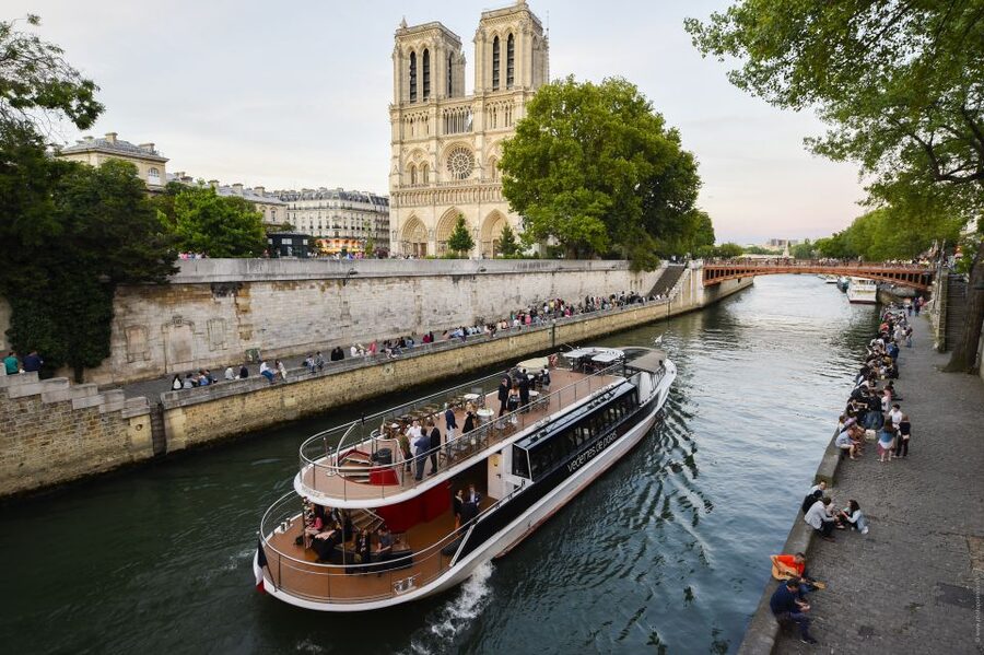 Paris: Eiffel Tower Tour & Seine River Cruise Tour - Should you add the summit?