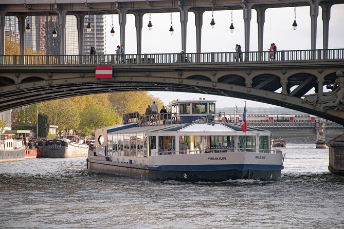 Paris en Scene 3 Course Seine River Dinner Cruise - Passing the Alexandre III Bridge and Grand Palais