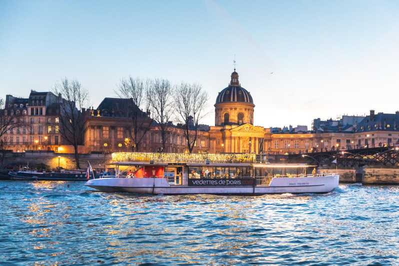 Paris: Evening River Cruise with Music - A quiet electric boat and a relaxed hour