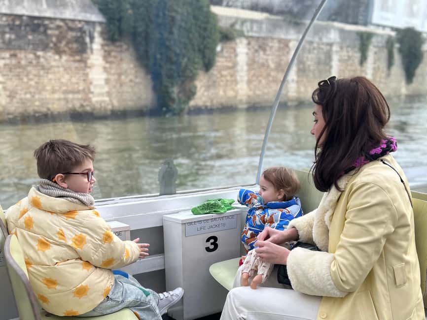 Paris: Hop-On Hop-Off Seine Cruise Pass with 9 Stops - What the Batobus pass really offers