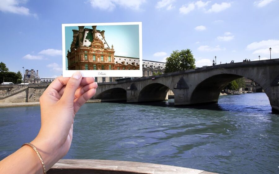 Paris: Illuminations River Cruise with Audio Commentary - Who will enjoy this most?