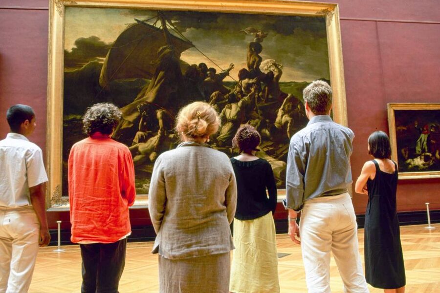 Paris: Louvre Reserved Ticket and River Cruise Combo - How long to spend inside the museum