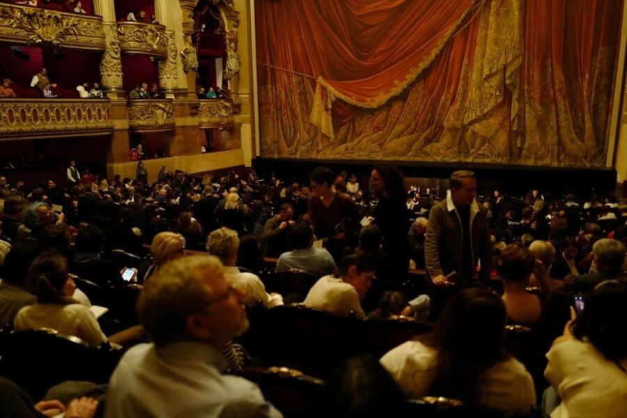 Paris: Opera Garnier and Seine River Cruise Tickets - What the $42 price really buys you
