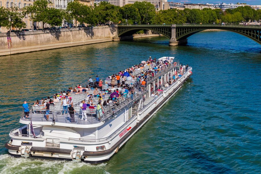 Paris: Seine River Sightseeing Cruise by Bateaux Mouches - From Pont de l’Alma to the Musée d’Orsay