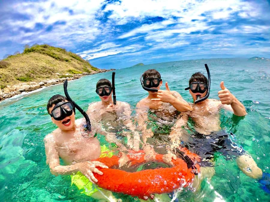 Pattaya: Exclusive 3-Island Catamaran Tour with Buffet Lunch - A Comfortable Start from Pattaya
