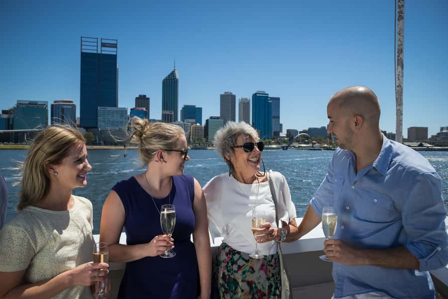 Perth: Swan River Lunch Cruise - Why a Swan River cruise works so well in Perth