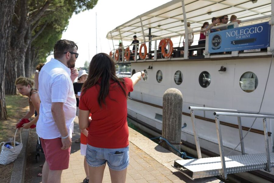 Peschiera: Half-Day Lake Garda Cruise with Lunch - Key points to know before booking