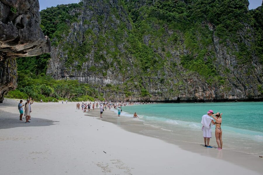 Phi Phi: 7 Island Longtail Boat Snorkeling Tour with Sunset - Maya Bay after the morning crowds