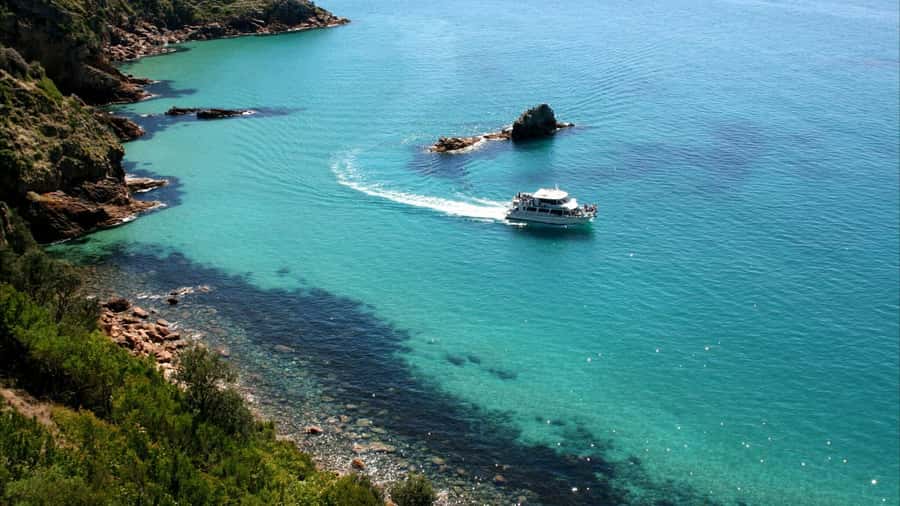 Phillip Island: 1-Hour Cape Woolamai Scenic Cruise - Passing beneath Phillip Island Bridge