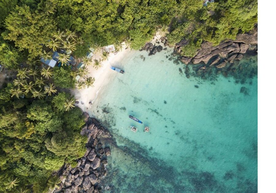 Phu Quoc: Speedboat Tour of 4 Islands with Snorkeling & BBQ - May Rut Ngoai or Gham Ghi for beach time