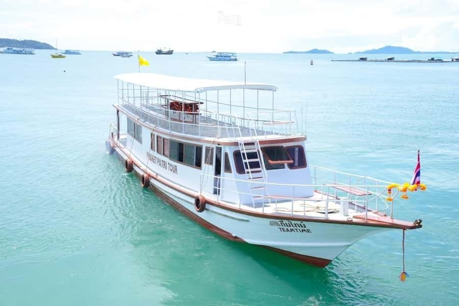 Phuket: James Bond Island and Canoeing Day Tour by Boat - James Bond Island and the famous limestone needle