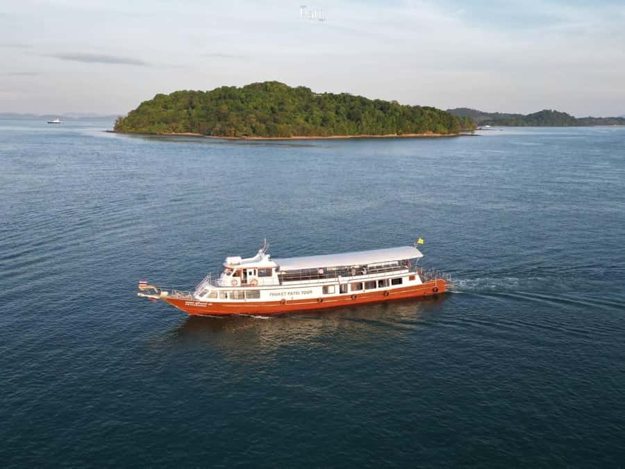 Phuket: James Bond Island and Canoeing Day Tour by Boat - Lunch on the boat, with more than a sandwich