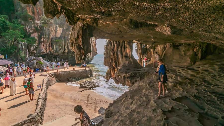 Phuket: James Bond Island Day Trip by Speed Boat with Lunch - Getting to AA Marina and onto the speedboat