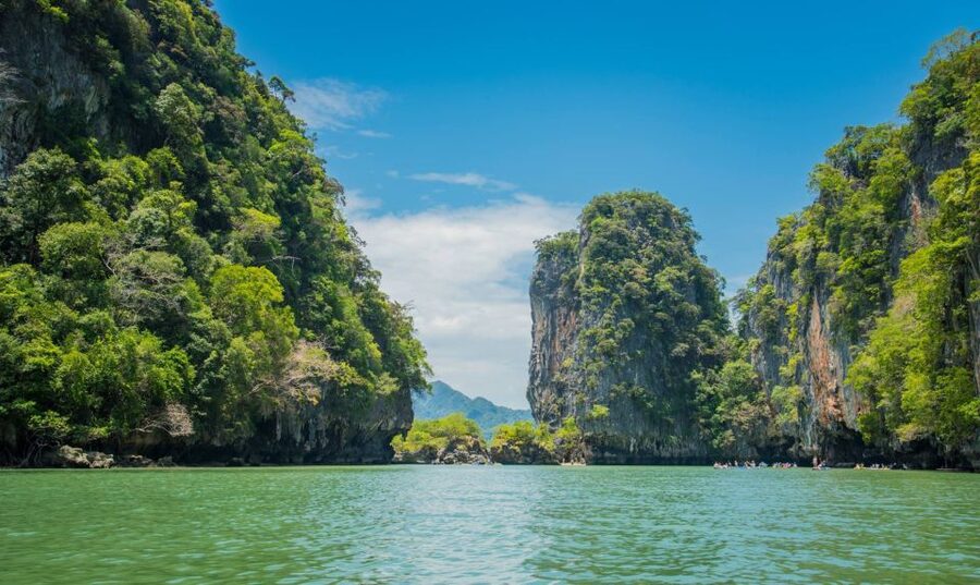 Phuket: James Bond Island Longtail Boat and Sea Canoe Tour - Pan Yee Island, a village on stilts