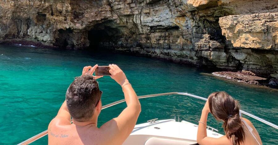 Polignano a Mare: Cave Boat Tour with Aperitif - Key things to know before you book