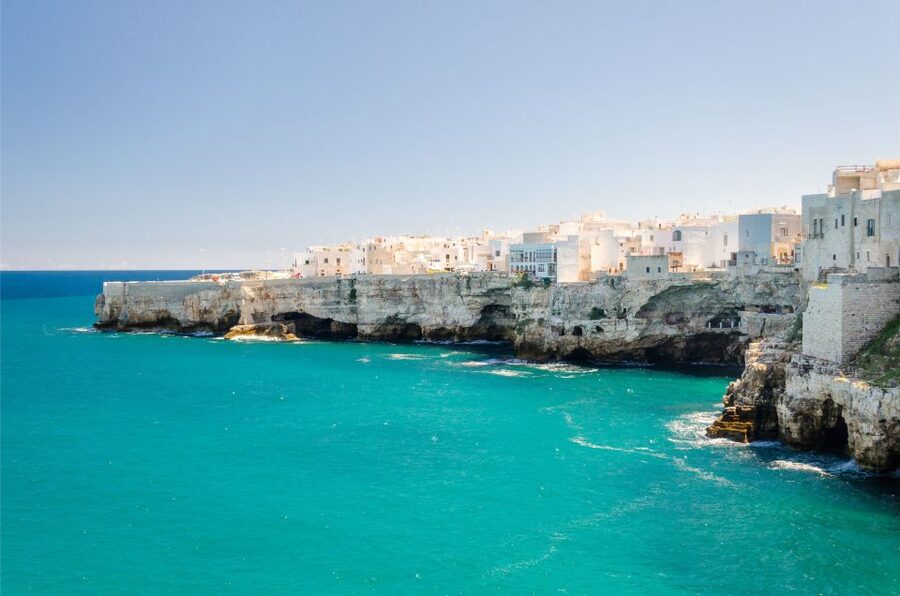 Polignano a Mare: Cave Boat Tour with Aperitif - Lama Monachile from the sea