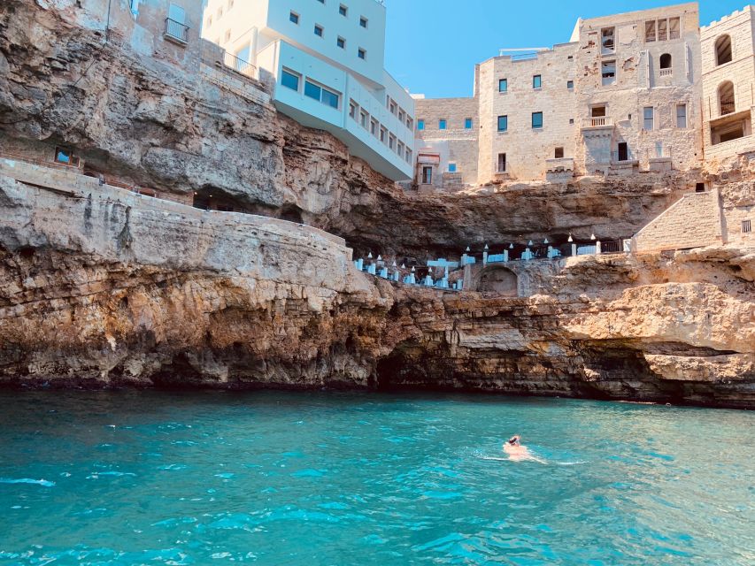 Polignano a Mare: Cave Boat Tour with Aperitif - Swimming from the boat at Grotticella Sella