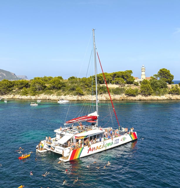 Port d'Alcudia: North Coast Catamaran Cruise with Meal - How the cruise works for families
