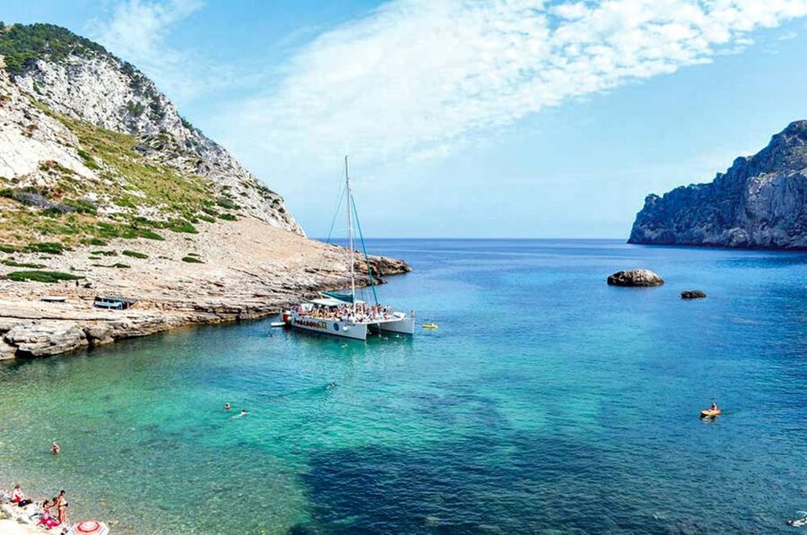 Port d'Alcudia: North Coast Catamaran Cruise with Meal - Value at $80 per person