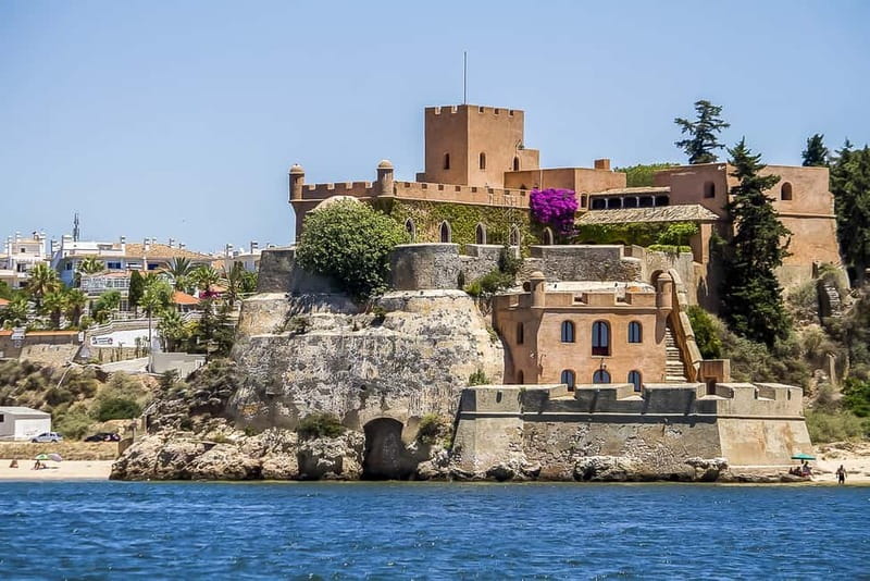 Portimão: Benagil Caves Speed Boat Tour with Sunset Option - Group, private, and family considerations