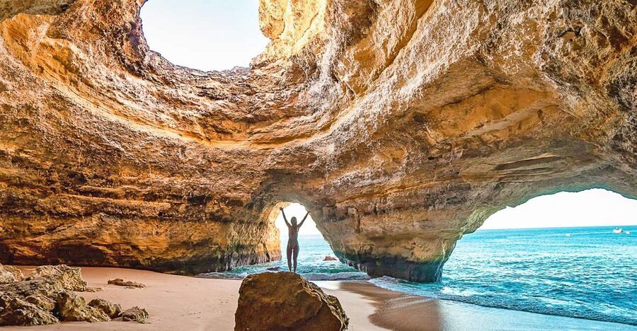 Portimão: Carvalho & Marinha Beach, Benagil Cave Boat Tour - Algar Seco and the lighthouse add variety