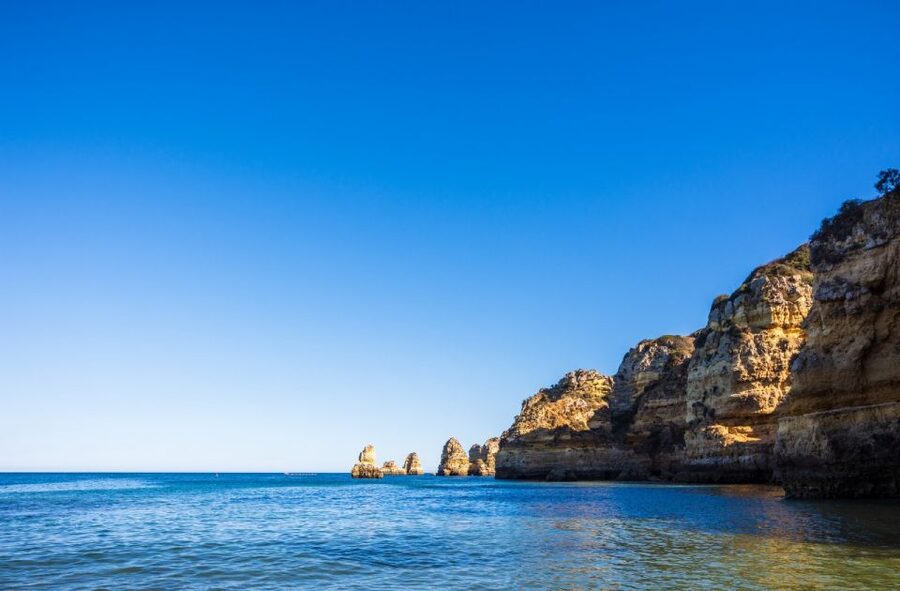 Portimão: Carvalho & Marinha Beach, Benagil Cave Boat Tour - Why sea conditions matter at Benagil