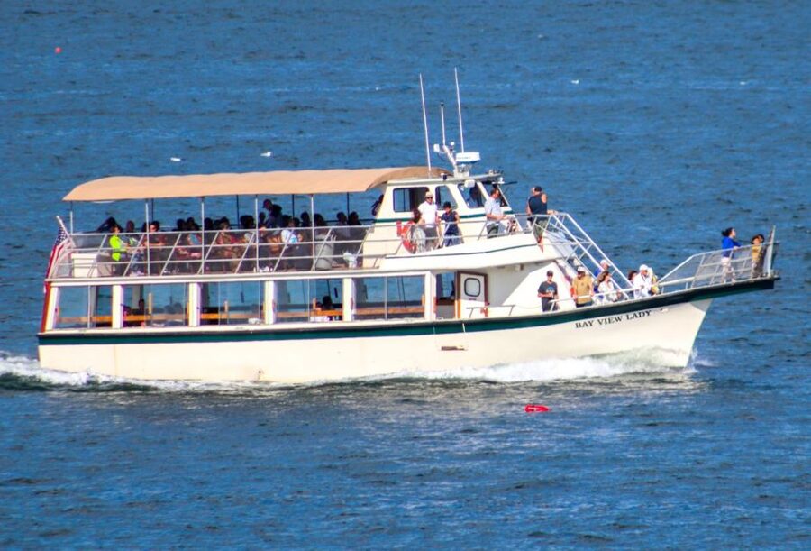 Portland: Best of Maine Lighthouse Scenic Cruise - Leaving the inner harbor and entering Casco Bay