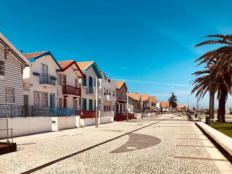 Porto: Aveiro, Cruise, Costa Nova & Capela da Pedra Full Day - Weather, comfort and what to bring