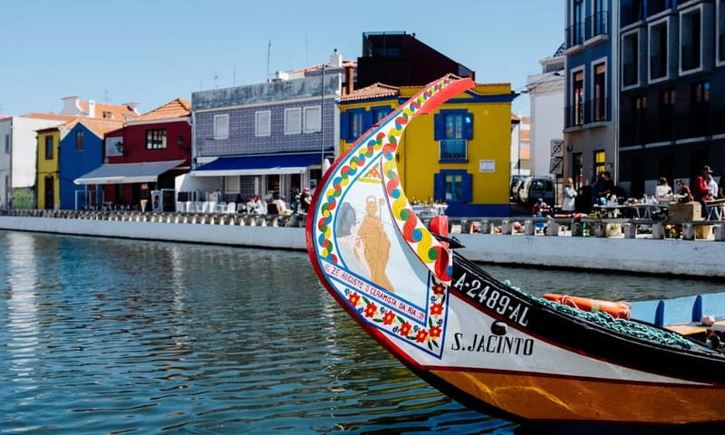 Porto: Aveiro, Cruise, Costa Nova & Capela da Pedra Full Day - Meeting in Porto and settling onto the coach