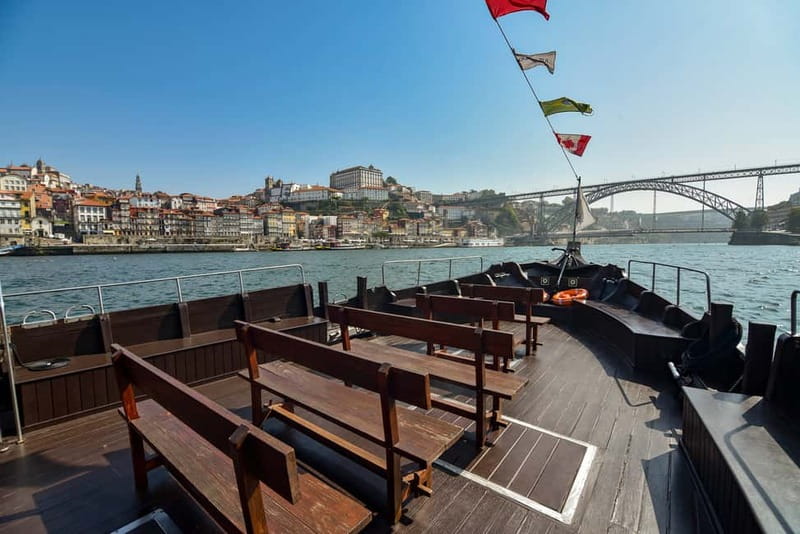Porto: Bridges Cruise & Sunset & World of Discoveries Option - Seeing Porto from the Douro in 50 minutes