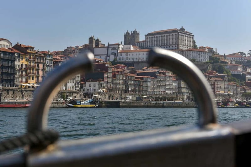 Porto: Bridges Cruise & Sunset & World of Discoveries Option - Luís I Bridge and the riverside view