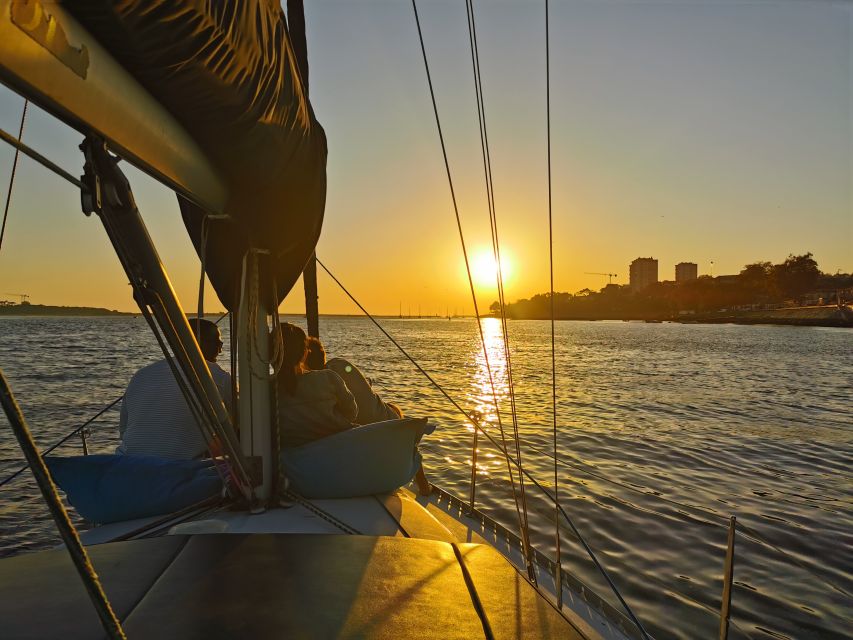 Porto: Charming Sailboat Cruise with Port Wine,Sunset Option - Why seeing Porto from the Douro matters