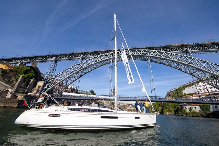 Porto: Daytime or Sunset Douro River Cruise With Port Wine - Heading West to Foz do Douro and the Atlantic