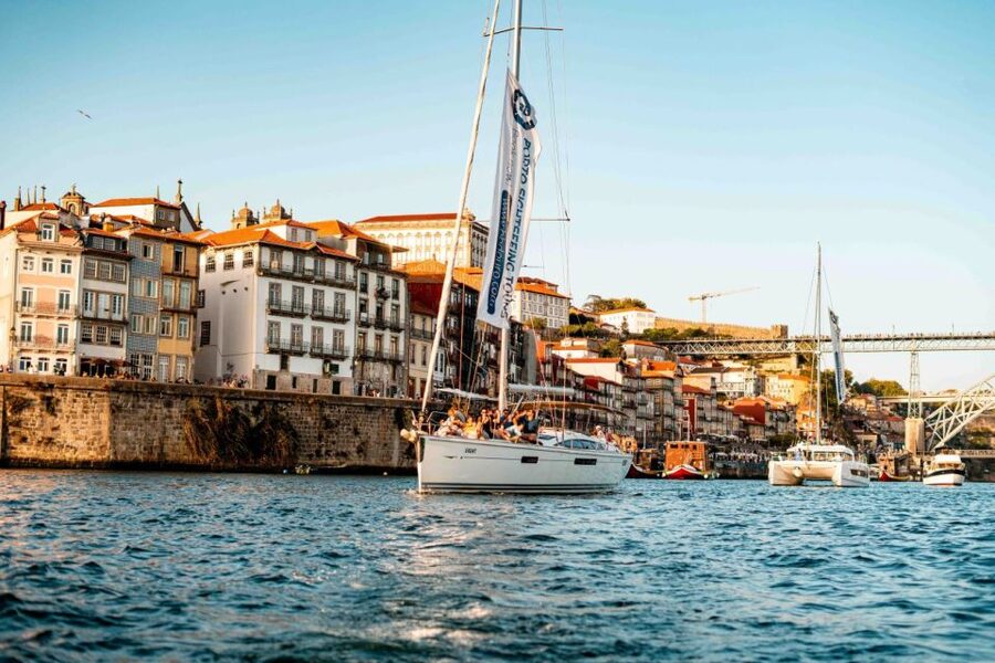 Porto: Daytime or Sunset Douro River Cruise With Port Wine - Getting to Douro Marina and Finding the Boat
