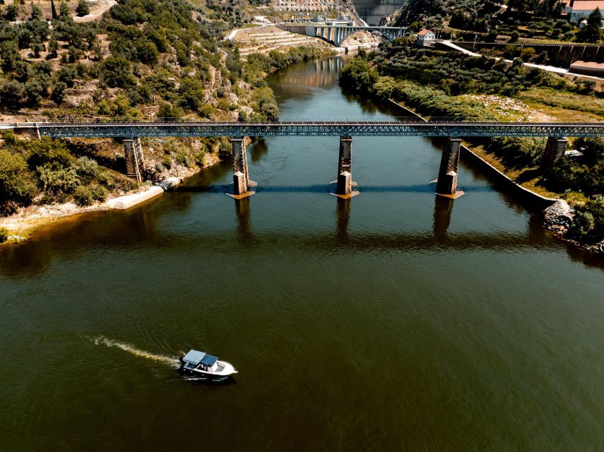 Porto: Douro Valley Full-Day Boat, Train, and Lunch Tour - Leaving Porto for the Douro Valley