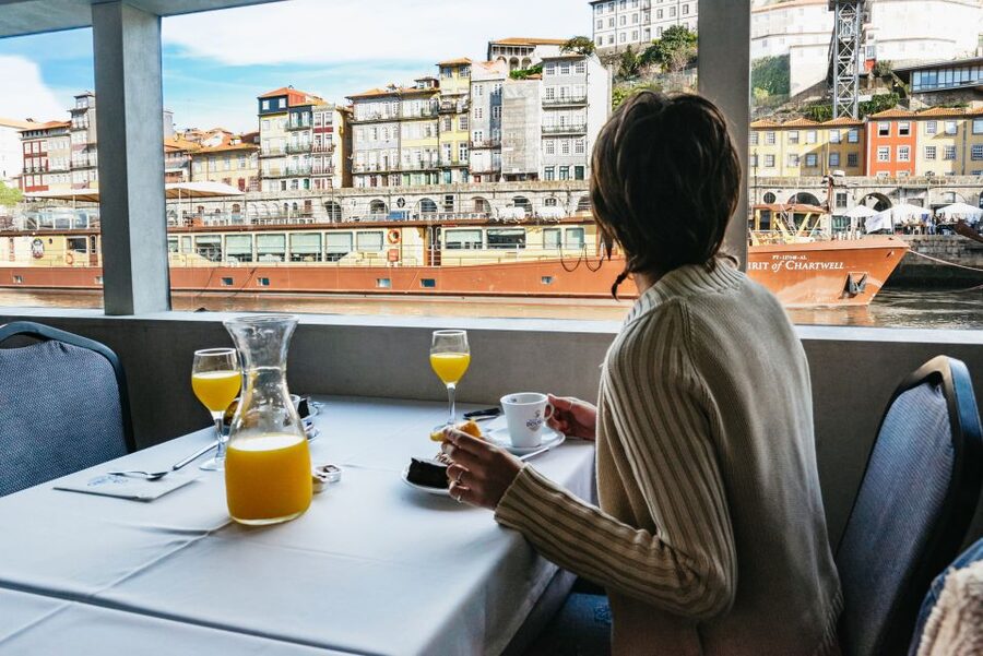 Porto - Régua - Porto Upstream Douro Cruise & Tour - Lunch is better than the basic breakfast