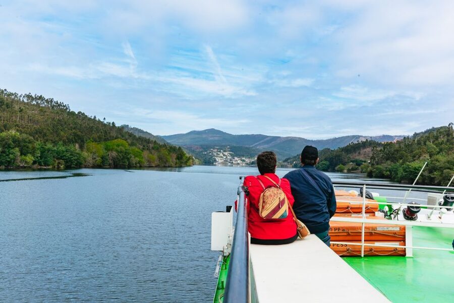 Porto - Régua - Porto Upstream Douro Cruise & Tour - Meeting at Cais da Estiva in Porto