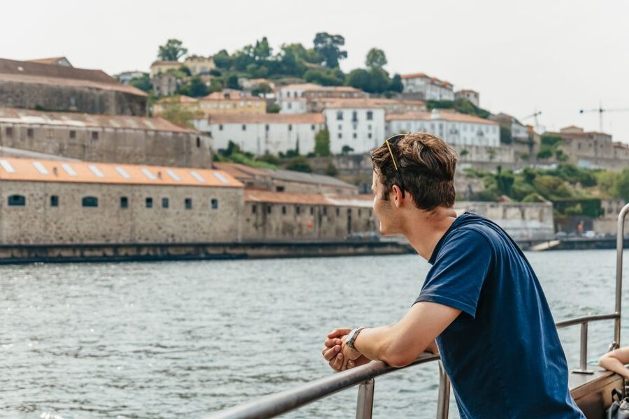 Porto: River Douro 6 Bridges Cruise - Weather, comfort, and practical details