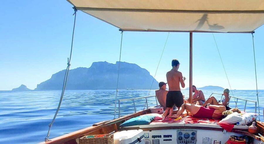 Porto San Paolo: Half Day Boat Tour to Tavolara and Molara - Leaving Porto San Paolo for Spiaggia del Dottore