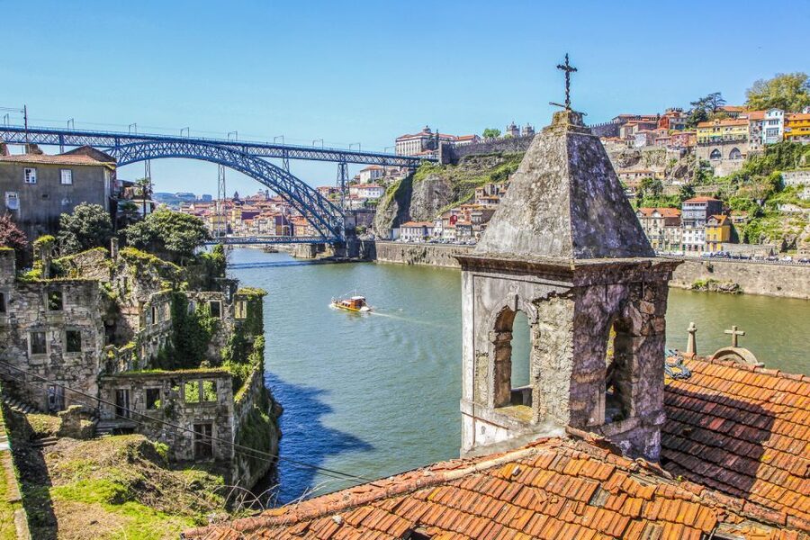 Porto: Six Bridges Cruise - Porto and Gaia from the river