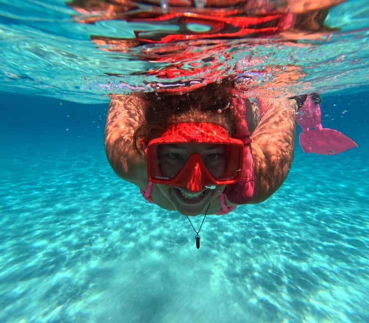 Pounta: Blue Lagoon Boat Tour - The first ride toward San Nikolas Island