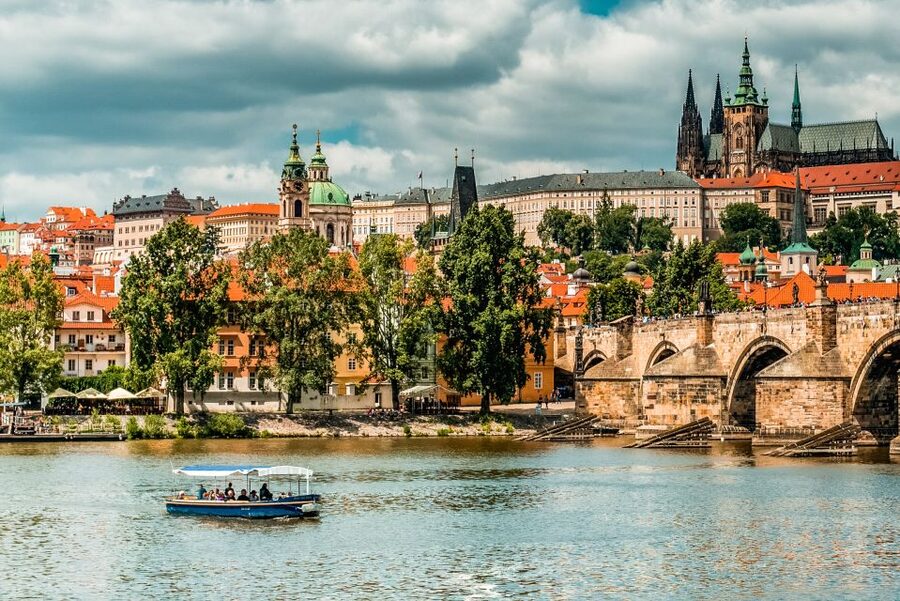 Prague: 45-Minute Sightseeing Cruise to Devil's Channel - Key points to know before you go