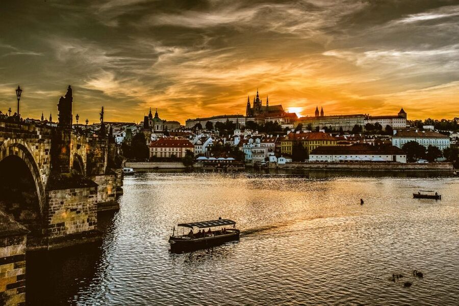 Prague: 45-Minute Sightseeing Cruise to Devil's Channel - The opening run on the Vltava