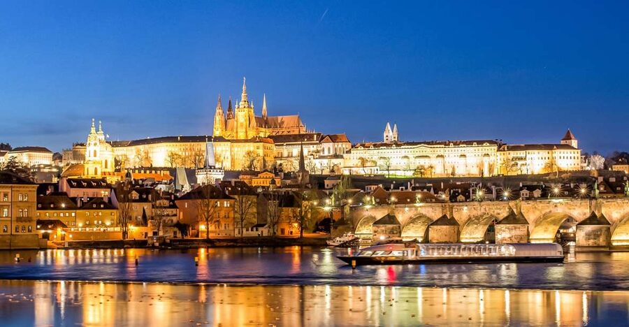 Prague: 50-Minute Sightseeing Evening Cruise - Boarding at Pier 4 on the Vltava