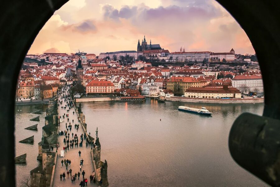 Prague: 50-Minute Sightseeing Evening Cruise - Rudolfinum and the first city views