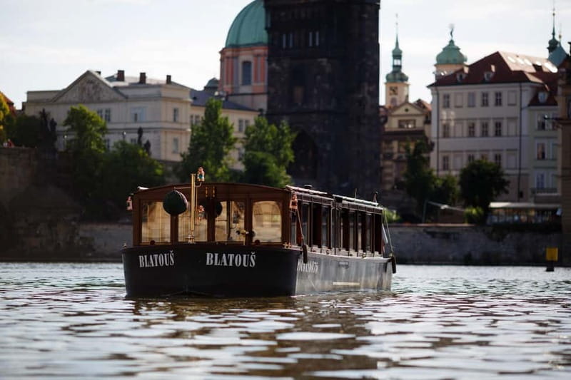 Prague: Canal Cruise Around Charles Bridge - Charles Bridge from below