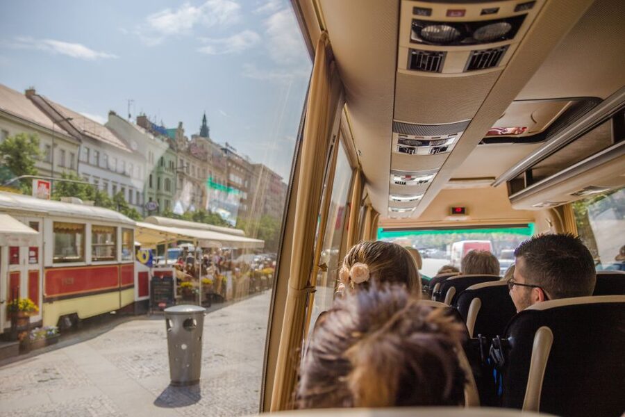 Prague: Guided Bus & Walking Tour with River Cruise & Lunch - Starting with Wenceslas Square and Prague’s modern face