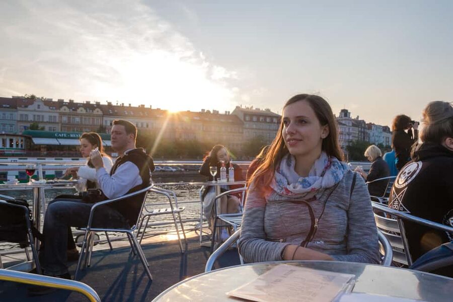 Prague: Panoramic Vltava River Cruise - The first views: Čech’s Bridge and the Giant Metronome